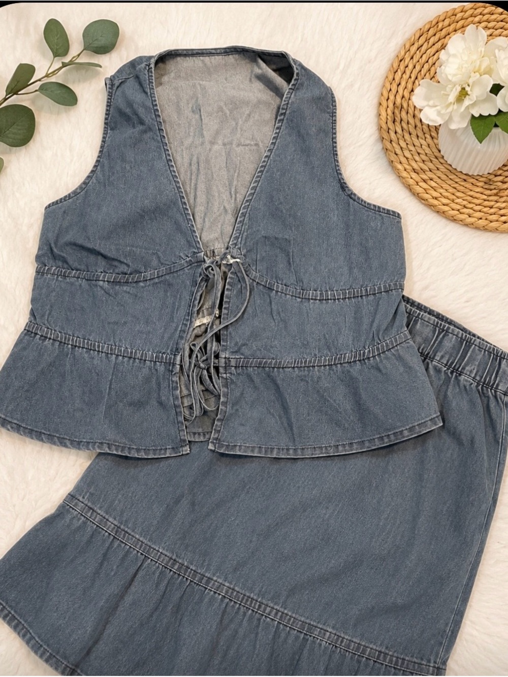 Sleeveless Denim Blue Tiered Wide-Leg pant & top - Picture 4 of 9